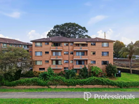 4/5A Fairlight Avenue, Fairfield, NSW 2165