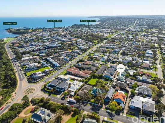 4/6 Beach Grove, Mornington, Vic 3931