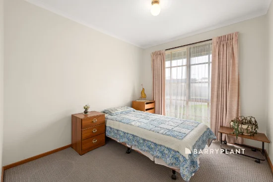 4/7-9 Princes Way, Drouin, Vic 3818-Image