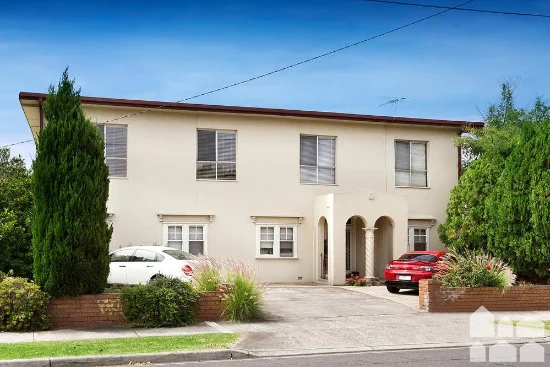 4/76 Hall Street, Newport, Vic 3015