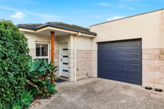 4/8 David Street, Altona, Vic 3018
