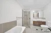 4/8 Hillcrest Street, Emerald, Qld 4720-Image
