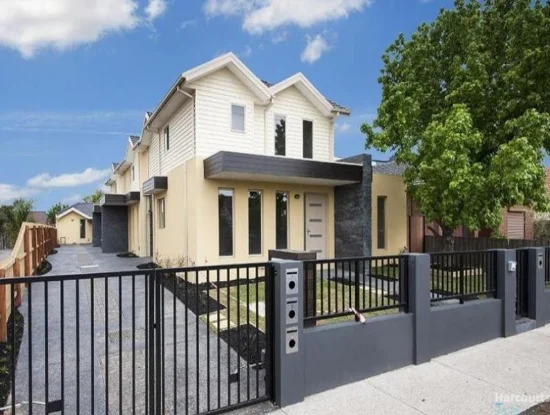 4/8 Osborne Grove, Preston, Vic 3072