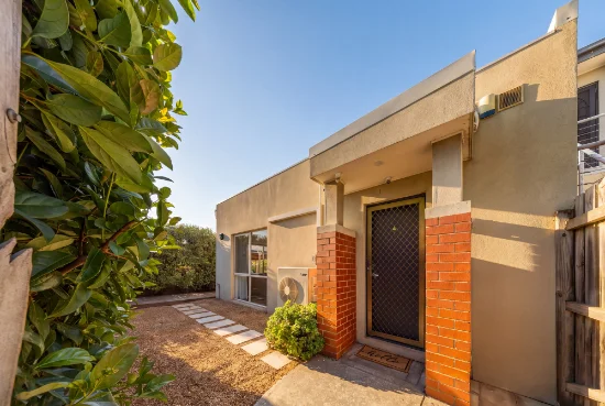 4/827-829 Plenty Road, Reservoir, Vic 3073
