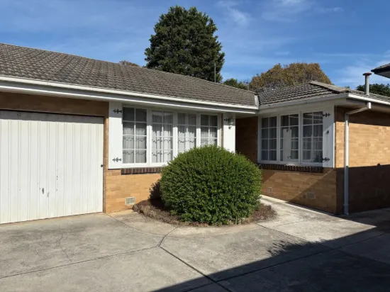 4/84 Mahoneys Road, Forest Hill, Vic 3131
