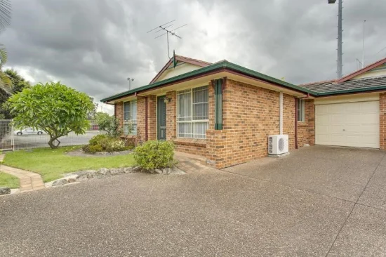 4/9 Charles Street, Warners Bay, NSW 2282