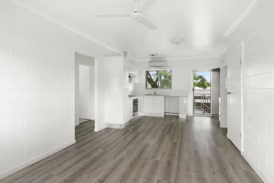 4/9 Sondrio Street, Woree, Qld 4868