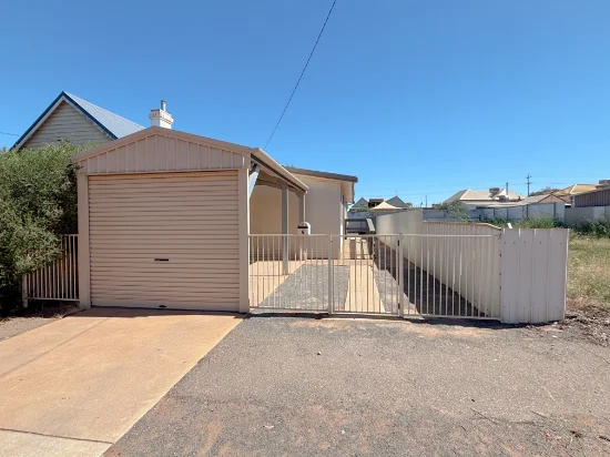 4 Dugan Street, Kalgoorlie, WA 6430