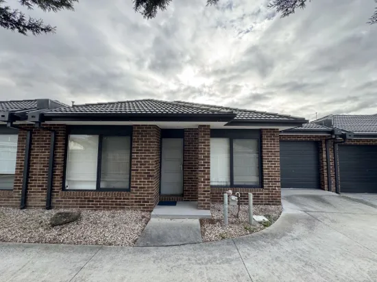 4 Star Mews, Pakenham, Vic 3810