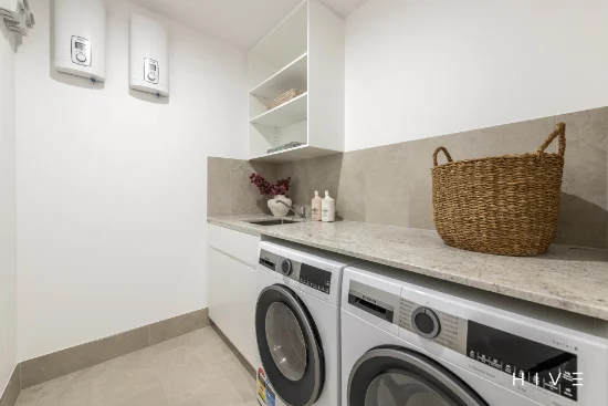 40/62 Constitution Avenue, Parkes, ACT 2600-Image