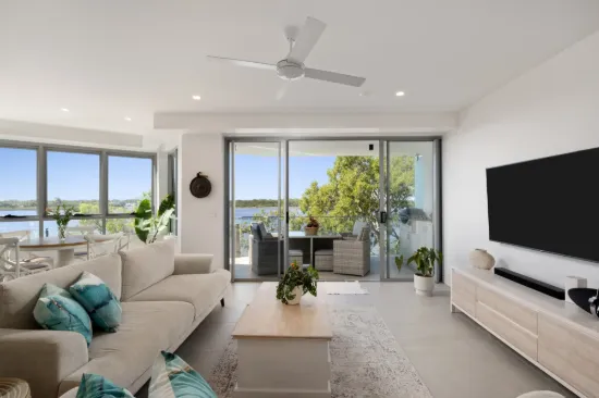 402/10 Picnic Point Esplanade, Maroochydore, Qld 4558