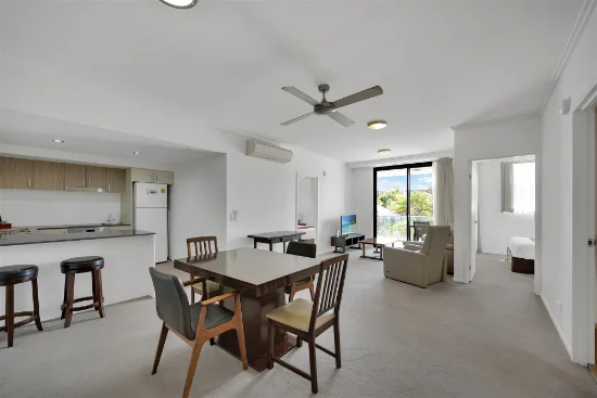 407/52 Oaka Lane, Gladstone Central, Qld 4680