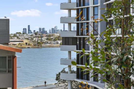 4082/37C Harbour Road, Hamilton, Qld 4007