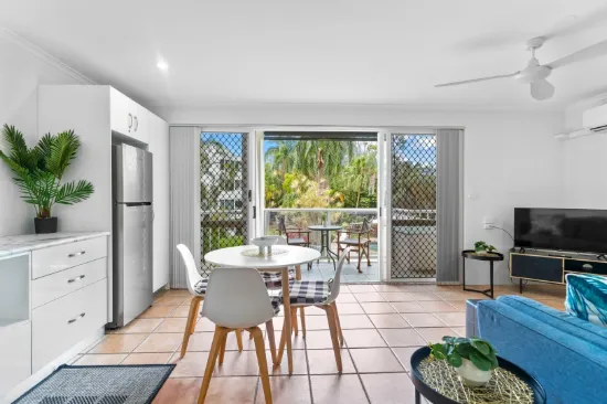 410/305-341 Coral Coast Drive, Palm Cove, Qld 4879