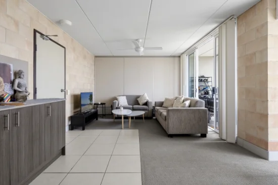 410a/96 High Street, Southport, Qld 4215 - For Rent