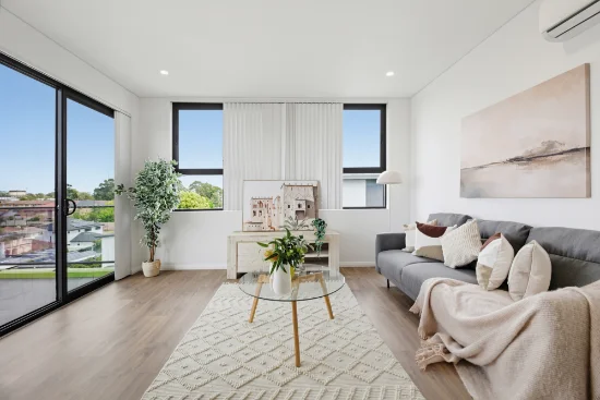 411/114 Northcote Road, Greenacre, NSW 2190