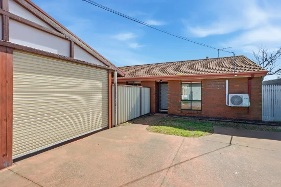 41a Myrtle Grove, Altona, Vic 3018
