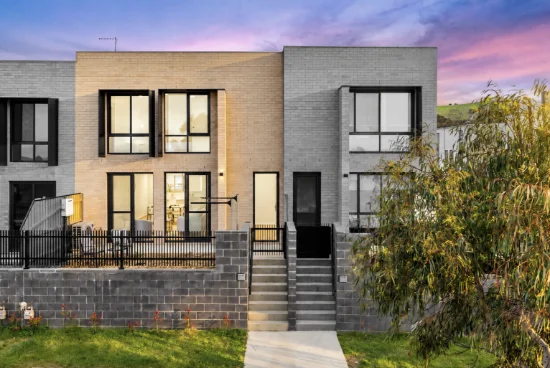 42/31 Sutherland Crescent, Taylor, ACT 2913
