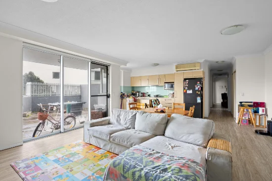 4205/12-14 Executive Drive, Burleigh Waters, Qld 4220 - Sold