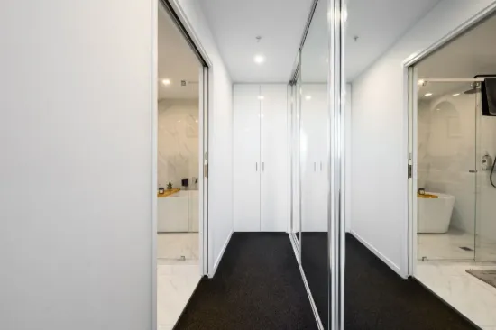 4210/5 Harbour Side Court, Biggera Waters QLD 4216-Image