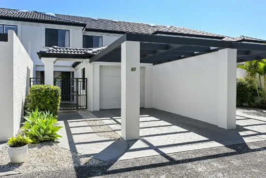43/1 Bronberg Court, Southport, Qld 4215