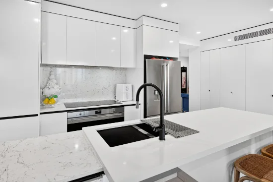 43/18 Chelsea Avenue, Broadbeach QLD 4218-Image