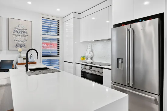 43/18 Chelsea Avenue, Broadbeach QLD 4218-Image