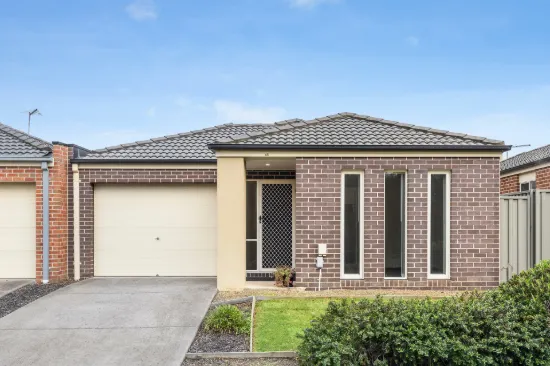 45 Southampton Drive, Langwarrin, Vic 3910