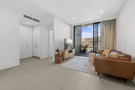 4502/18 Parkside Circuit, Hamilton, Qld 4007