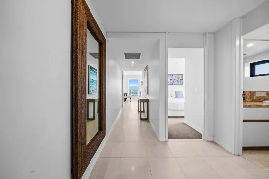 4801/4 The Esplanade, Surfers Paradise, Qld 4217-Image