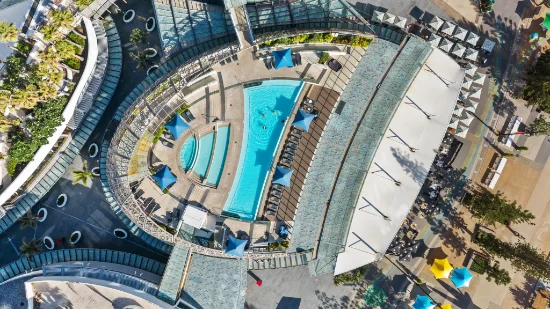 4801/4 The Esplanade, Surfers Paradise, Qld 4217-Image
