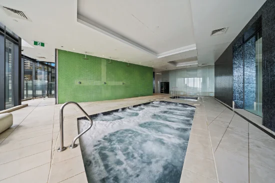4801/4 The Esplanade, Surfers Paradise, Qld 4217-Image