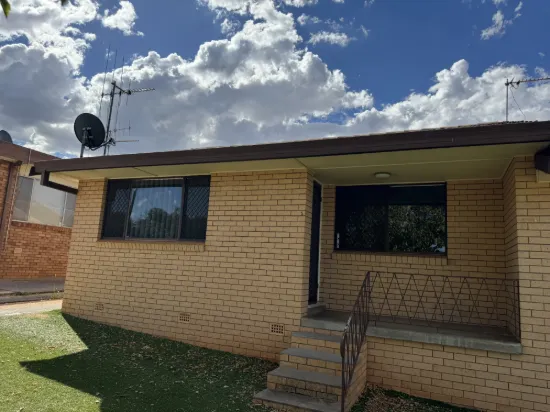 5/1 Phoenix Street, Parkes, NSW 2870