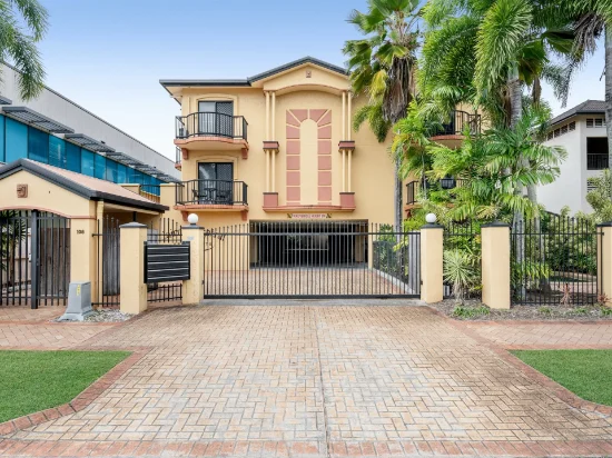 5/108 Mcleod Street, Cairns North, Qld 4870