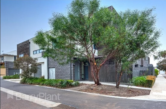 5/11 Monckton Place, Caroline Springs, Vic 3023
