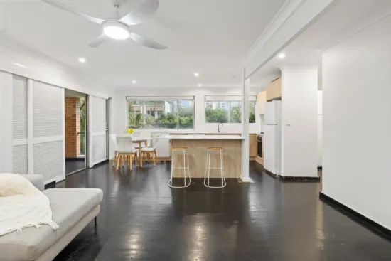 5/14 Hughes Avenue, Main Beach, Qld 4217-Image