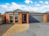 5/175 Rosebank Drive, Cranbourne North VIC 3977-Image
