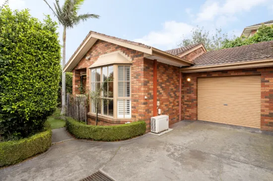 5/2 Malcolm Crescent, Doncaster, Vic 3108