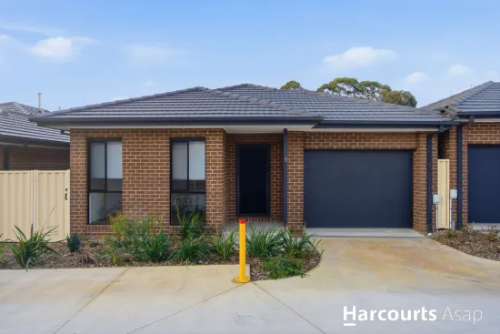5/3 Lima Place, Pakenham, Vic 3810