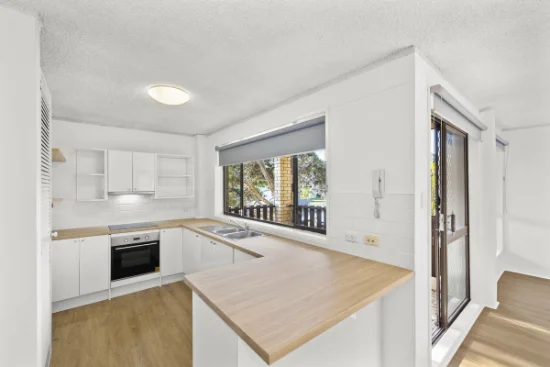 5/30 Ikkina Road, Burleigh Heads, Qld 4220 - For Rent