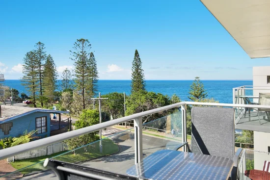 5/4 Margaret Street, Kings Beach, Qld 4551