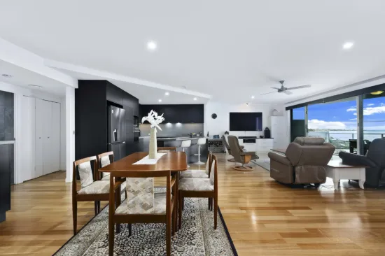 503/239 Esplanade, Pialba, Qld 4655-Image