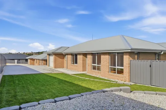 50a & 50b Deavan Drive, Shorewell Park, Tas 7320