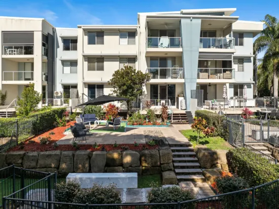 513/66 Sickle Avenue, Hope Island, Qld 4212