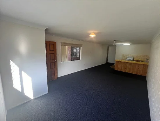 54 Buzacott Street, Park Avenue, Qld 4701