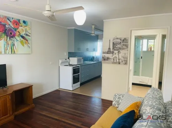 5A/5B Phillips Street, Dysart, Qld 4745