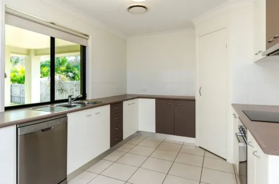5B Briffney Street, Kirkwood, Qld 4680