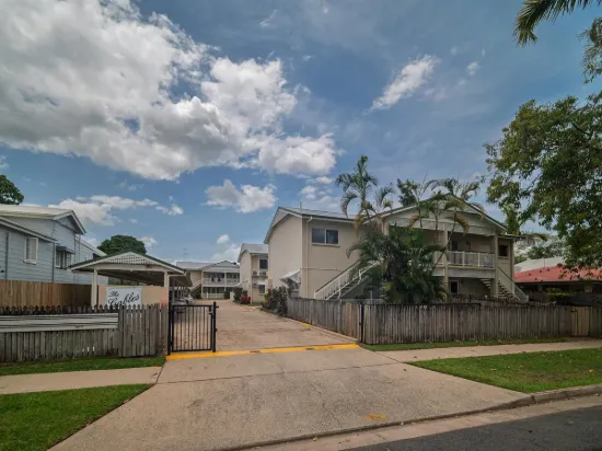 6/18-20 Rose Street, Westcourt, Qld 4870