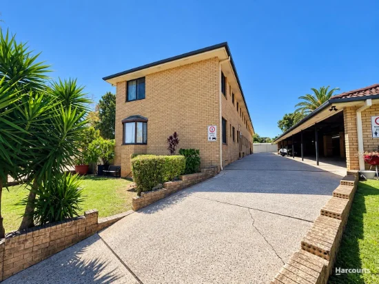 6/18 Sturt Street, Campbelltown, NSW 2560