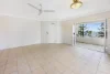 6/194 Marine Parade, Labrador, Qld 4215-Image
